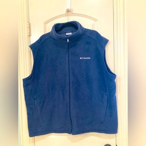 Columbia men’s blue vest XXL
